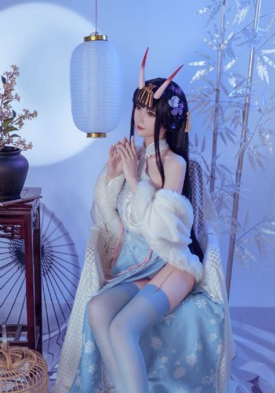 日本尤莉亚在线无删减播放