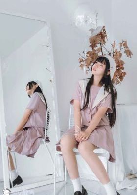 年轻女教师韩国