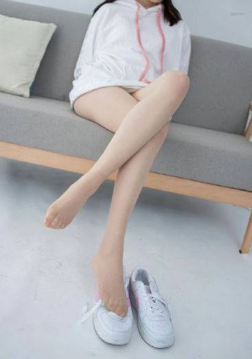 人妖干美女