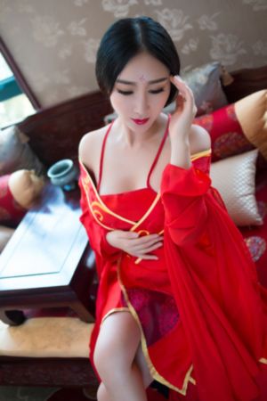 迷人的保姆免费看