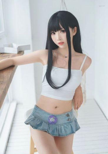 年轻漂亮的母亲